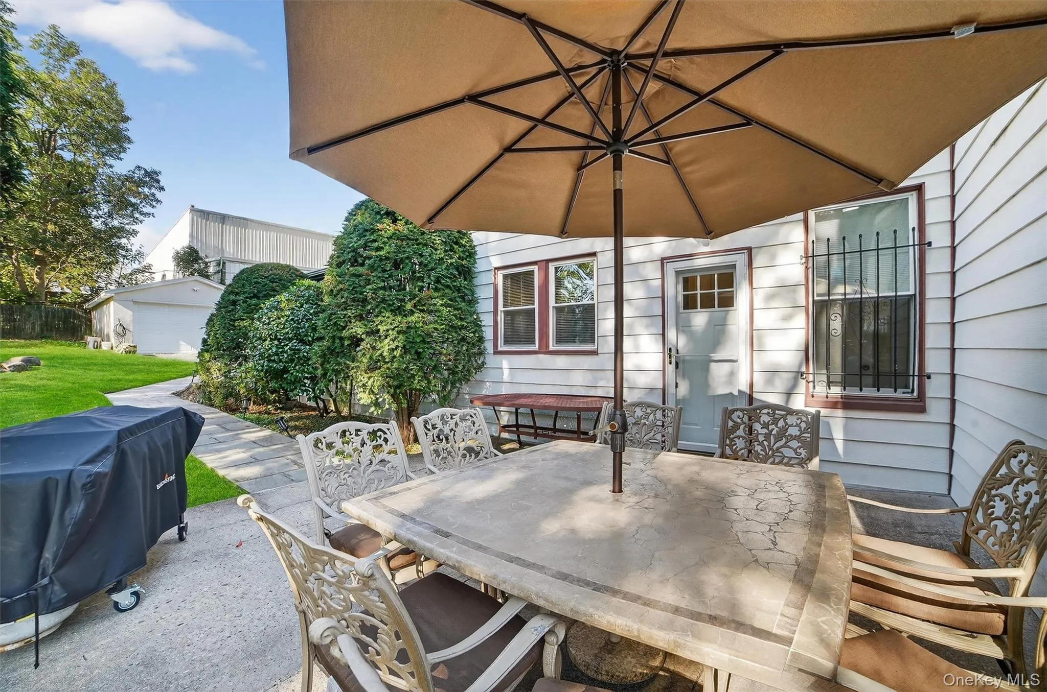 Patio off Kitchen Patio off Kitchen