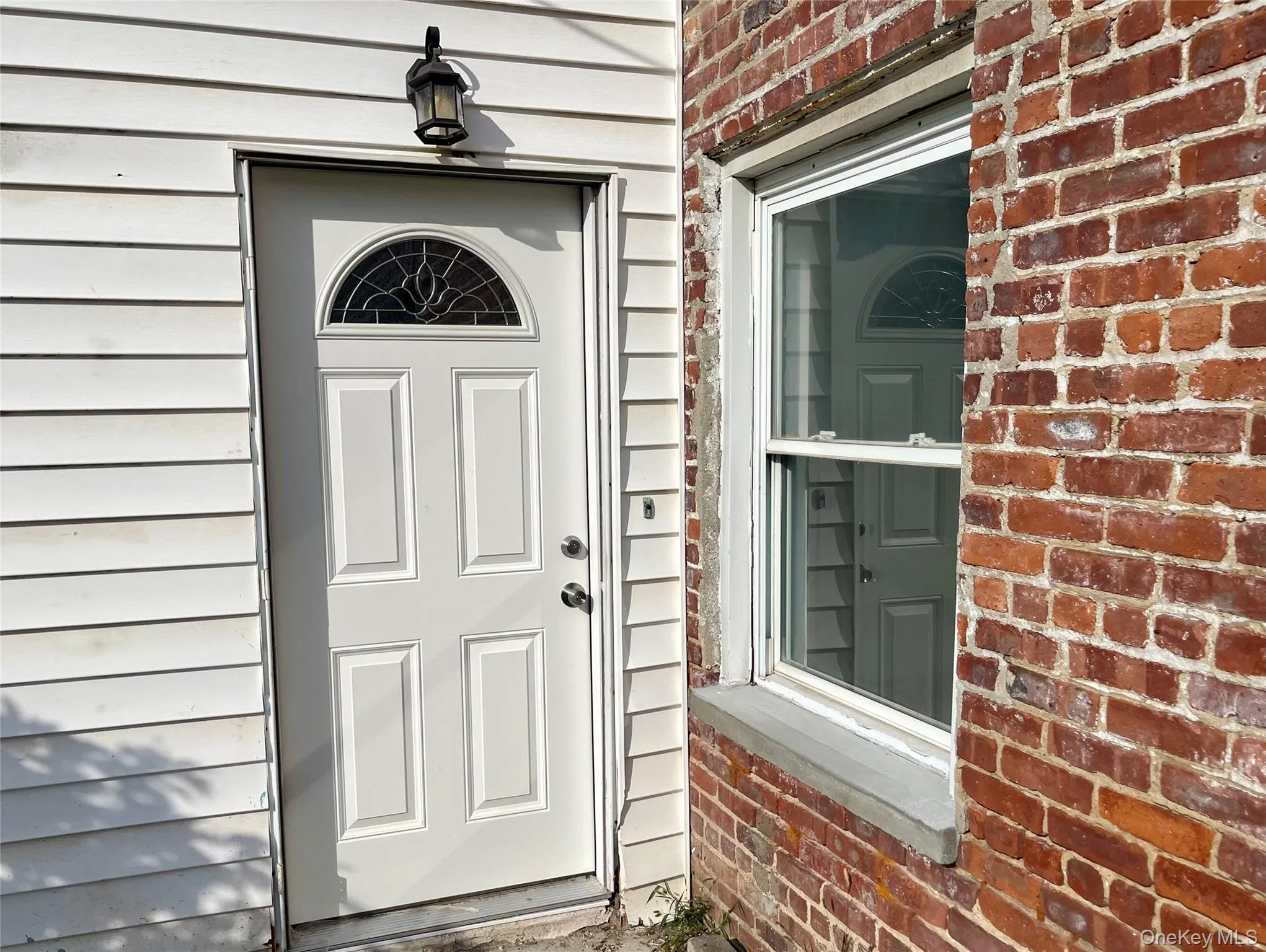 Doorway to property Doorway to property
