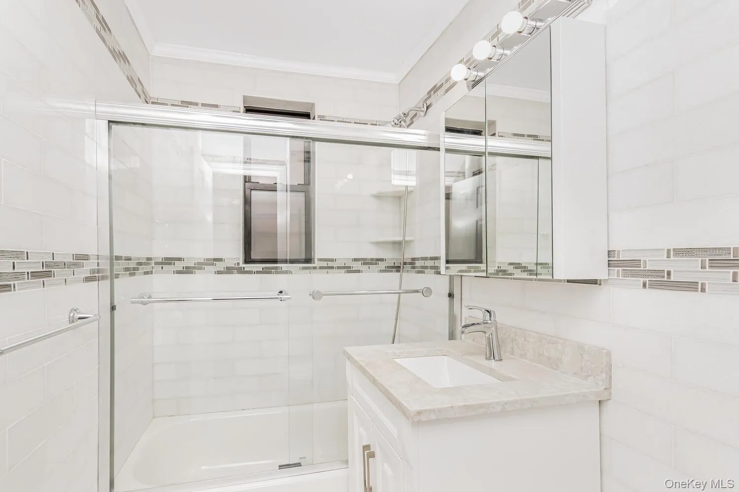 4315 Webster Avenue, New York, NY, 1 Bedroom Bedrooms, 3 Rooms Rooms,1 BathroomBathrooms,Residential,For Rent,Webster,0,920420 4315 Webster Avenue, New York, NY, 1 Bedroom Bedrooms, 3 Rooms Rooms,1 BathroomBathrooms,Residential,For Rent,Webster,0,920420