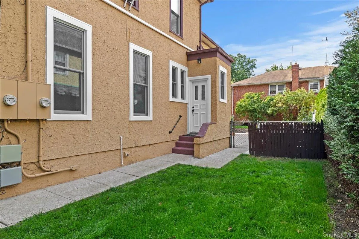 78 Violet Avenue, Hempstead, NY, 2 Bedrooms Bedrooms, 5 Rooms Rooms,1 BathroomBathrooms,Residential Lease,Idx,Violet,0,920509 78 Violet Avenue, Hempstead, NY, 2 Bedrooms Bedrooms, 5 Rooms Rooms,1 BathroomBathrooms,Residential Lease,Idx,Violet,0,920509