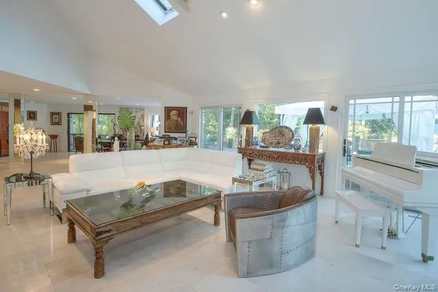 26 Quarter Court, Southampton, NY, 4 Bedrooms Bedrooms, 8 Rooms Rooms,3 BathroomsBathrooms,Residential Lease,Idx,Quarter,0,920578 26 Quarter Court, Southampton, NY, 4 Bedrooms Bedrooms, 8 Rooms Rooms,3 BathroomsBathrooms,Residential Lease,Idx,Quarter,0,920578