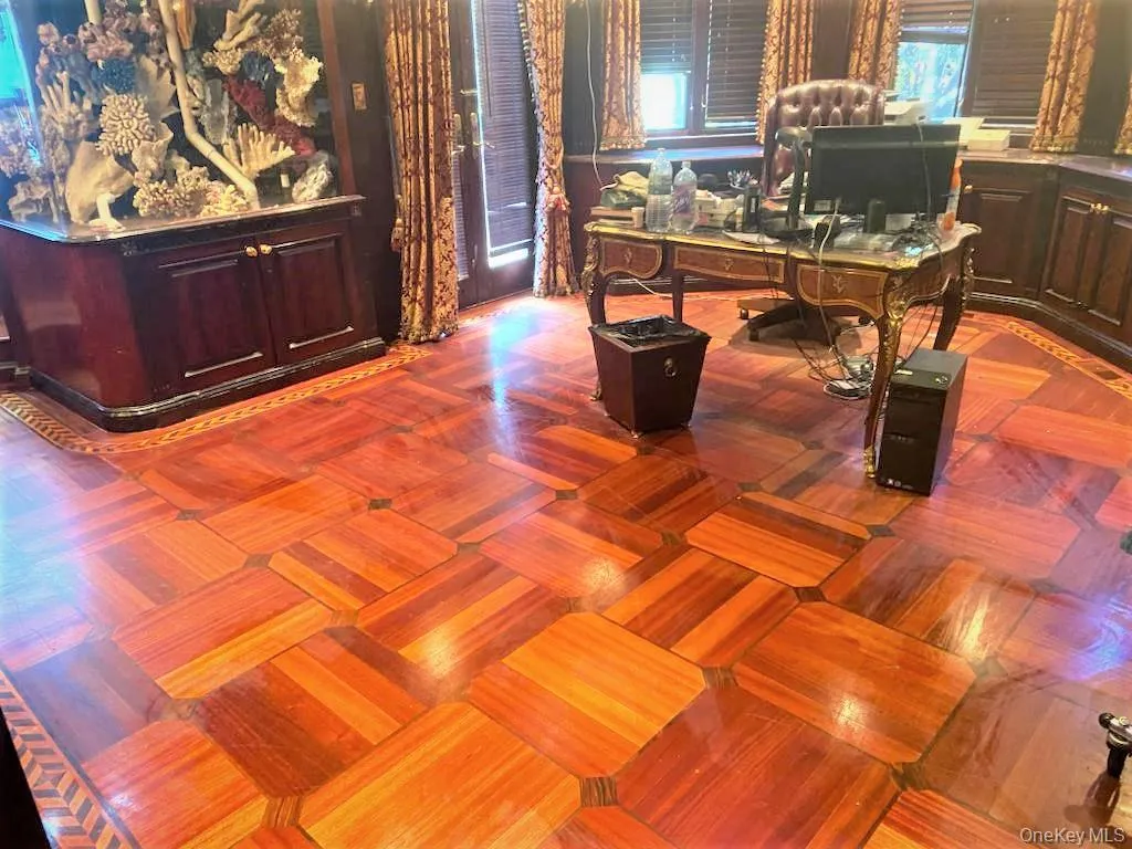 Parquet floor, custom woodwork Parquet floor, custom woodwork