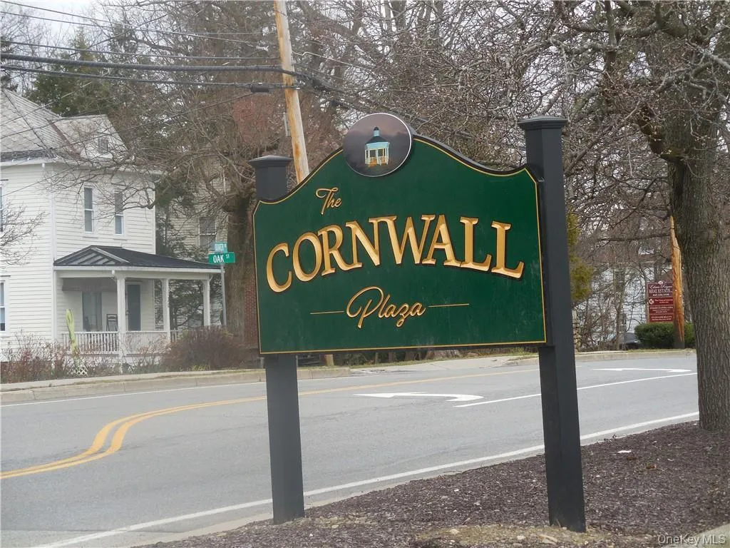 4 Marshall Drive, Cornwall, NY, 3 Bedrooms Bedrooms, 5 Rooms Rooms,1 BathroomBathrooms,Residential Lease,Idx,Marshall,0,920666 4 Marshall Drive, Cornwall, NY, 3 Bedrooms Bedrooms, 5 Rooms Rooms,1 BathroomBathrooms,Residential Lease,Idx,Marshall,0,920666