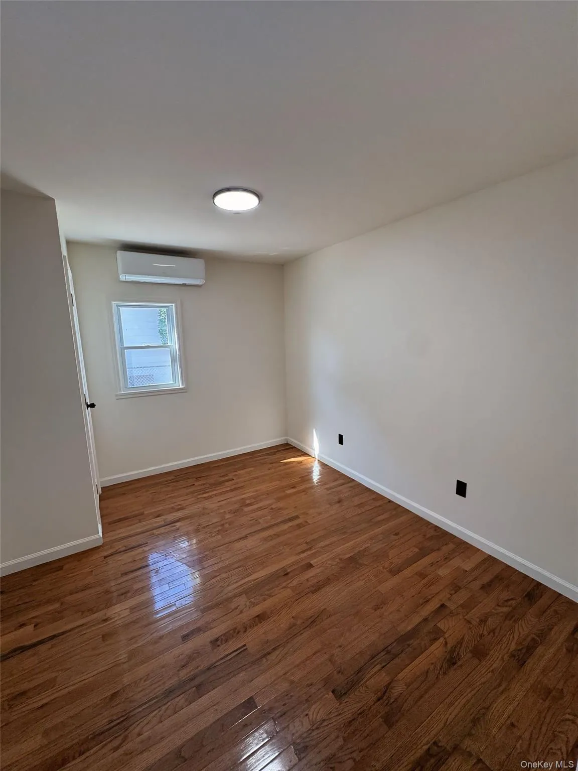 17716 Leslie Road, New York, NY, 2 Bedrooms Bedrooms, 5 Rooms Rooms,1 BathroomBathrooms,Residential Lease,Idx,Leslie,0,921071 17716 Leslie Road, New York, NY, 2 Bedrooms Bedrooms, 5 Rooms Rooms,1 BathroomBathrooms,Residential Lease,Idx,Leslie,0,921071
