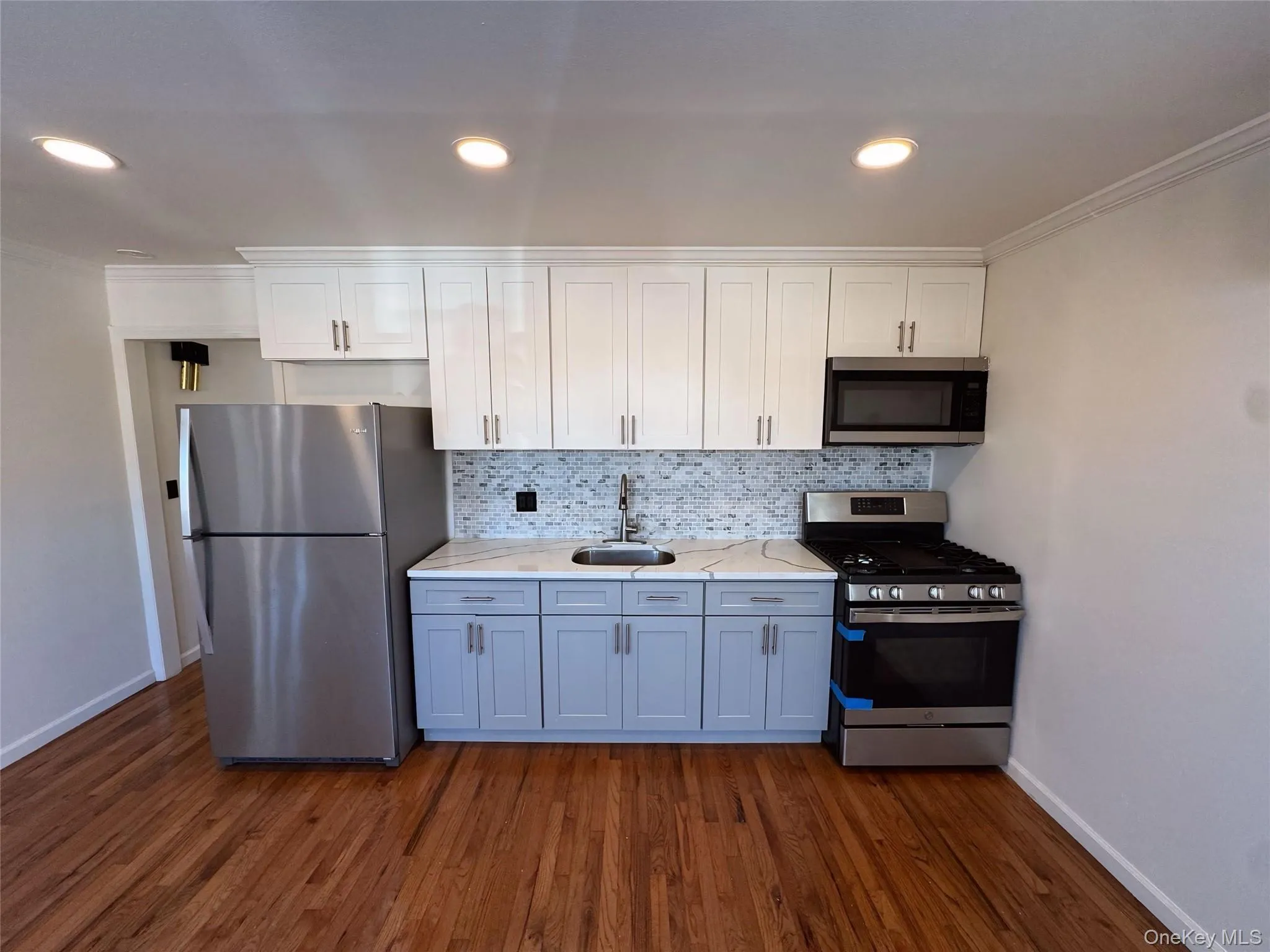 17716 Leslie Road, New York, NY, 2 Bedrooms Bedrooms, 5 Rooms Rooms,1 BathroomBathrooms,Residential Lease,Idx,Leslie,0,921071 17716 Leslie Road, New York, NY, 2 Bedrooms Bedrooms, 5 Rooms Rooms,1 BathroomBathrooms,Residential Lease,Idx,Leslie,0,921071