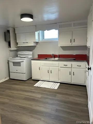 Eat in Kitchen Eat in Kitchen
