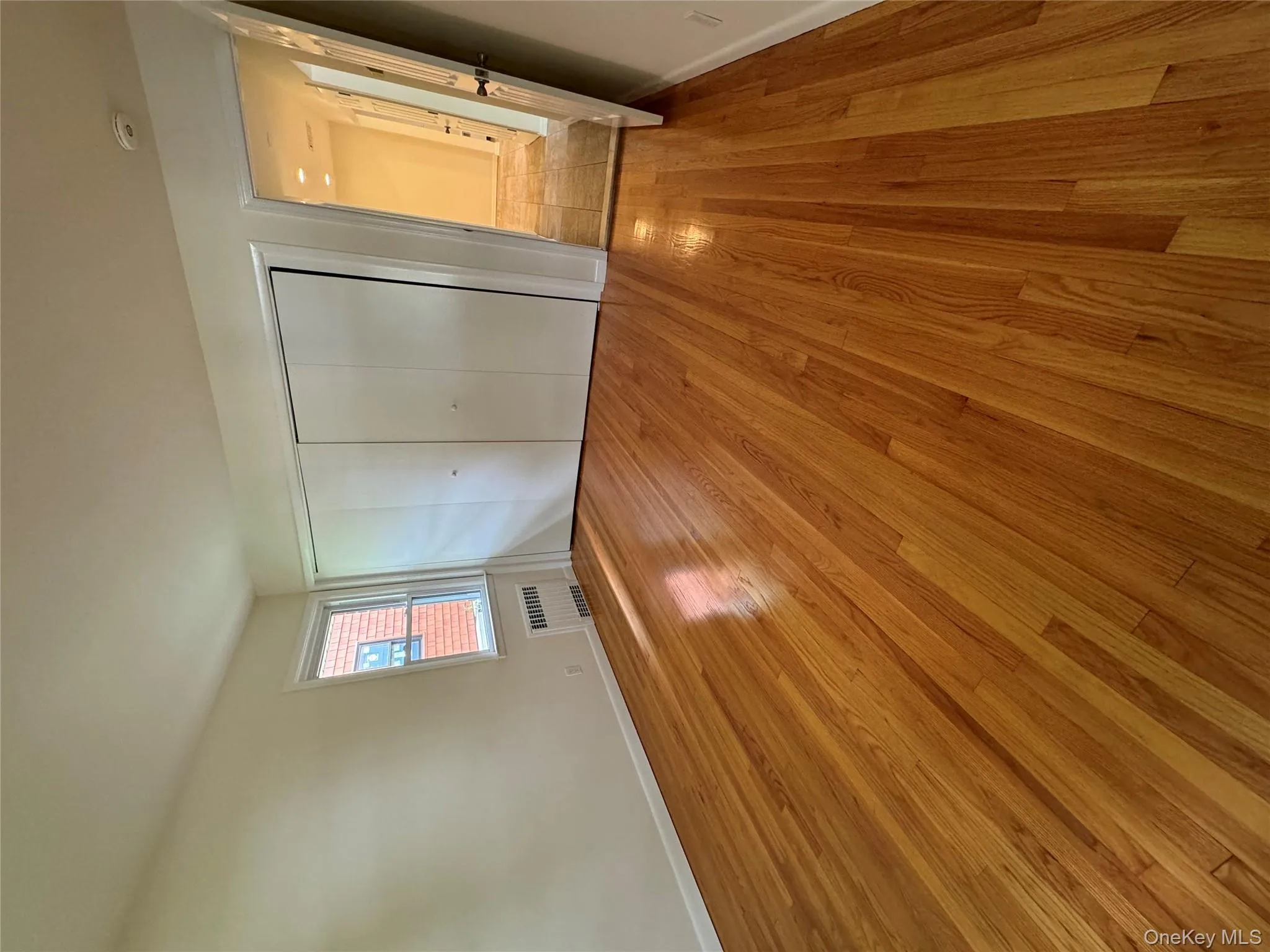 6 Highland Terrace, North Hempstead, NY, 3 Bedrooms Bedrooms, 6 Rooms Rooms,3 BathroomsBathrooms,Residential Lease,For Rent,Highland,0,921212 6 Highland Terrace, North Hempstead, NY, 3 Bedrooms Bedrooms, 6 Rooms Rooms,3 BathroomsBathrooms,Residential Lease,For Rent,Highland,0,921212