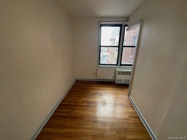 87-20 175th Street, New York, NY, 1 Bedroom Bedrooms, 4 Rooms Rooms,1 BathroomBathrooms,Residential Lease,For Rent,175th,0,921273 87-20 175th Street, New York, NY, 1 Bedroom Bedrooms, 4 Rooms Rooms,1 BathroomBathrooms,Residential Lease,For Rent,175th,0,921273