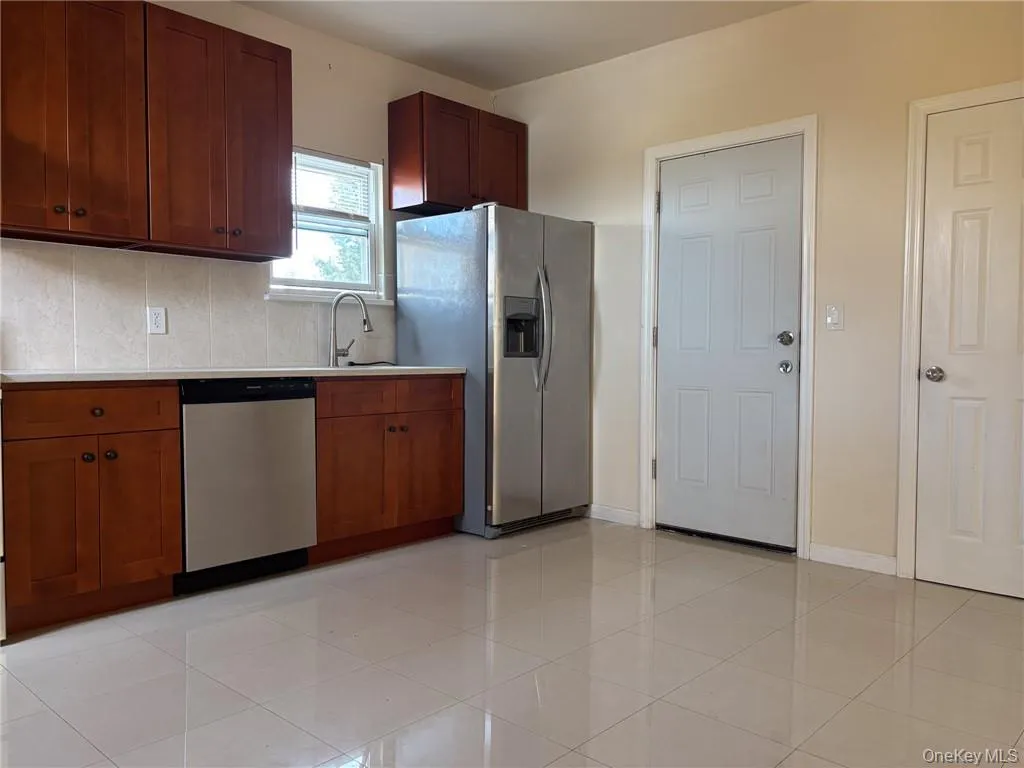 63 Orchard Street, Marlboro, NY, 3 Bedrooms Bedrooms, 7 Rooms Rooms,1 BathroomBathrooms,Residential Lease,Idx,Orchard,0,921279 63 Orchard Street, Marlboro, NY, 3 Bedrooms Bedrooms, 7 Rooms Rooms,1 BathroomBathrooms,Residential Lease,Idx,Orchard,0,921279