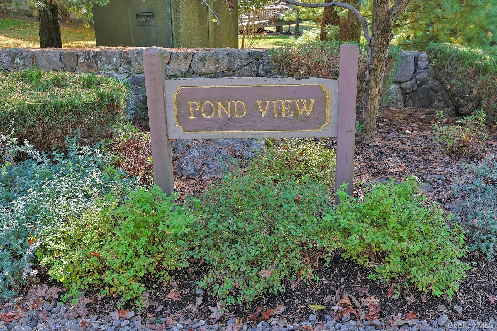 Pond View cluster signhome sweet home! Pond View cluster signhome sweet home!