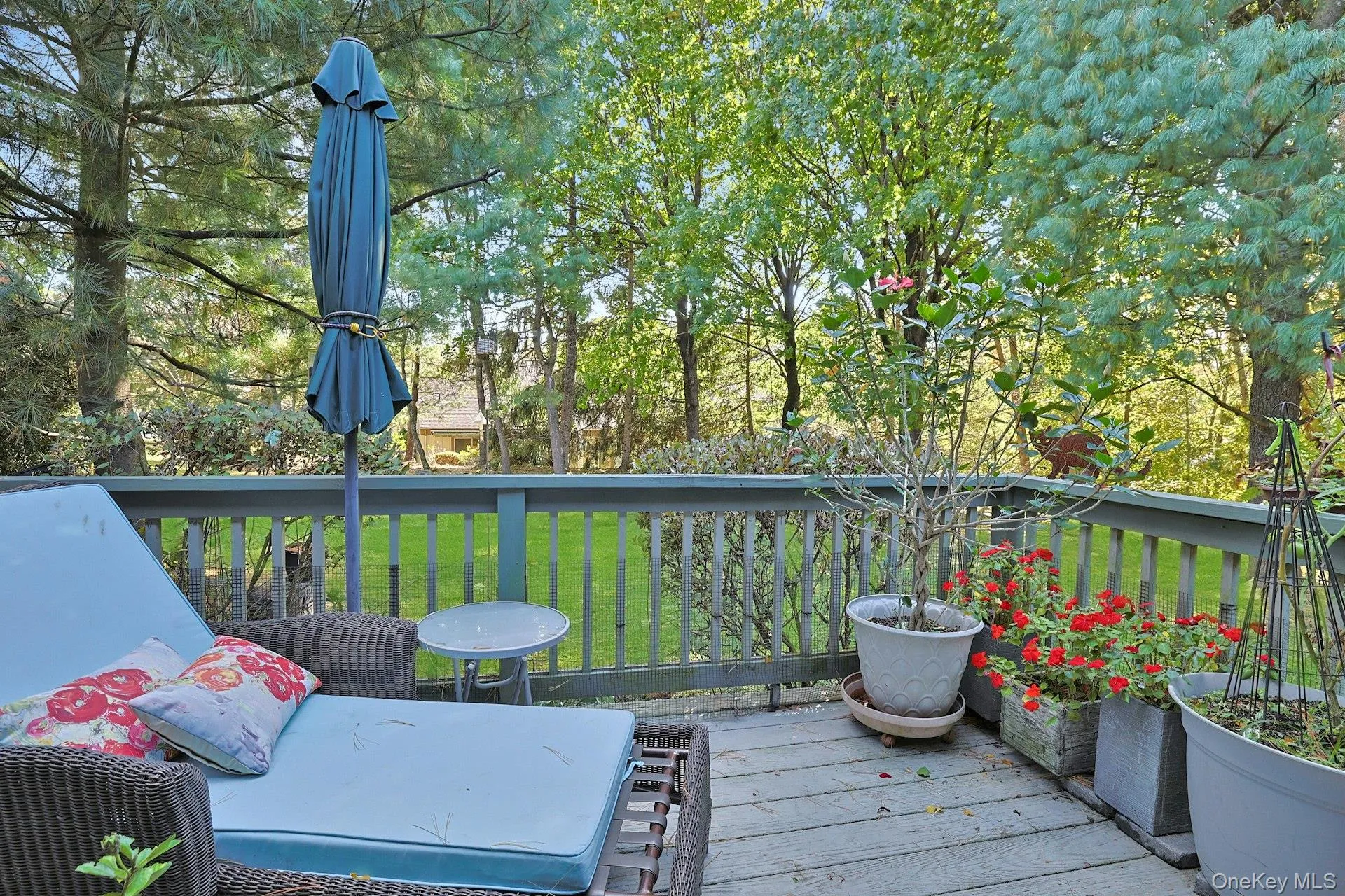 Totally private Primary bedroom Deck Totally private Primary bedroom Deck