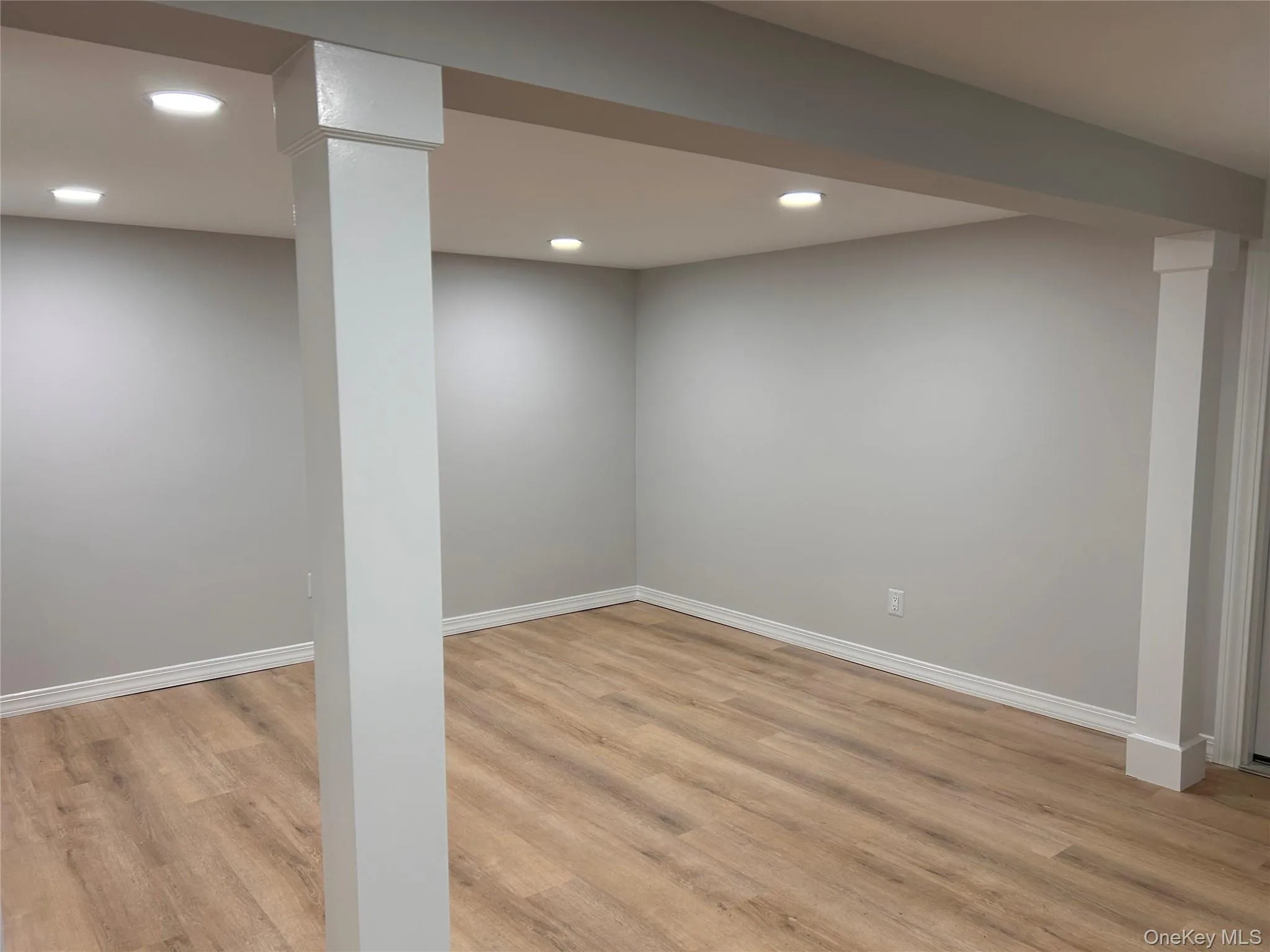 Dining room/home office Dining room/home office