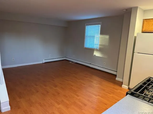 44 1/2 Avenue A, North Hempstead, NY, 1 Bedroom Bedrooms, 3 Rooms Rooms,1 BathroomBathrooms,Residential Lease,For Rent,Avenue A,0,921487 44 1/2 Avenue A, North Hempstead, NY, 1 Bedroom Bedrooms, 3 Rooms Rooms,1 BathroomBathrooms,Residential Lease,For Rent,Avenue A,0,921487
