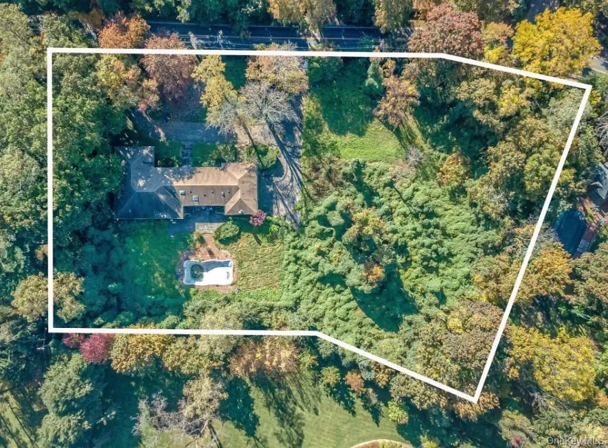 View from above of property featuring property boundaries highlighted View from above of property featuring property boundaries highlighted