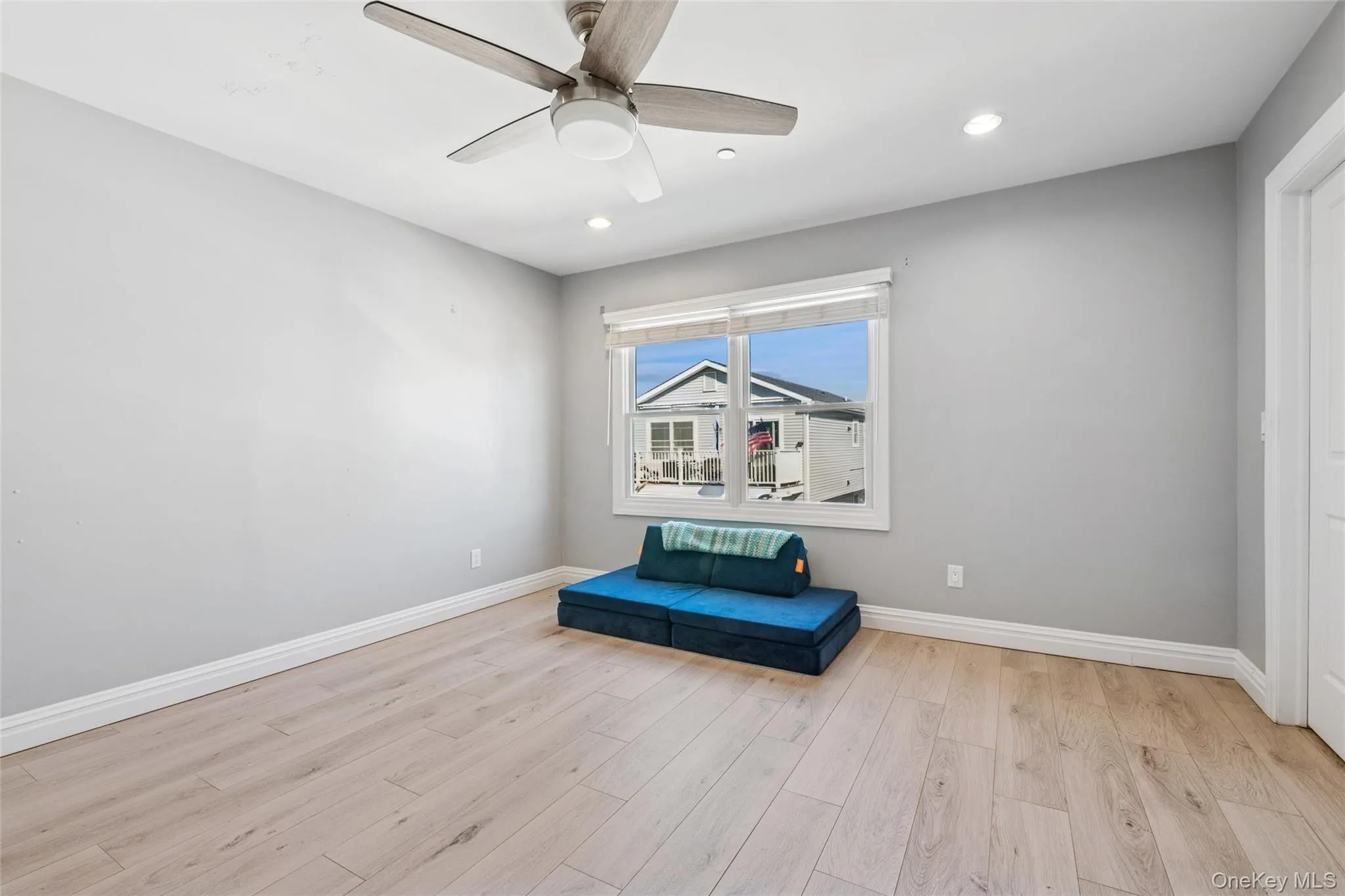 Unfurnished room featuring light wood finished floors, recessed lighting, and ceiling fan Unfurnished room featuring light wood finished floors, recessed lighting, and ceiling fan