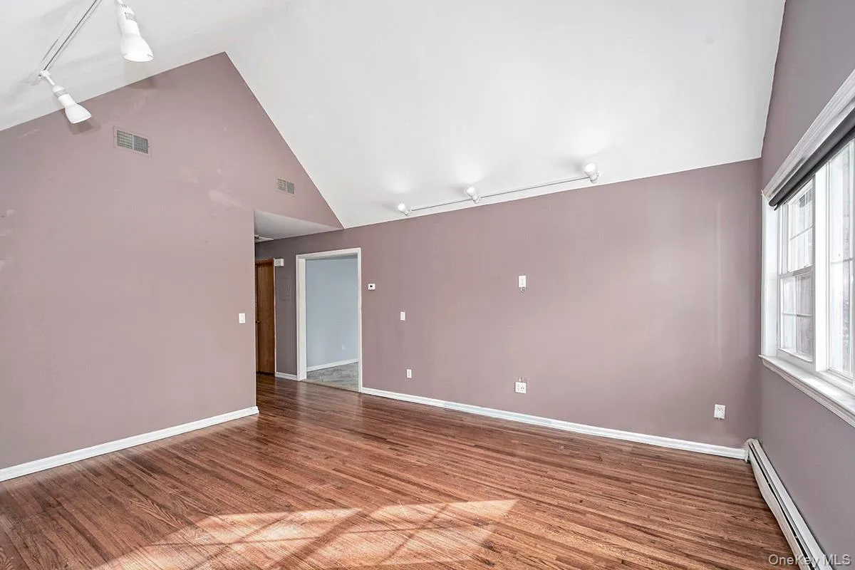 50 Custis Avenue, North Castle, NY, 2 Bedrooms Bedrooms, 5 Rooms Rooms,1 BathroomBathrooms,Residential Lease,Idx,Custis,0,921656 50 Custis Avenue, North Castle, NY, 2 Bedrooms Bedrooms, 5 Rooms Rooms,1 BathroomBathrooms,Residential Lease,Idx,Custis,0,921656