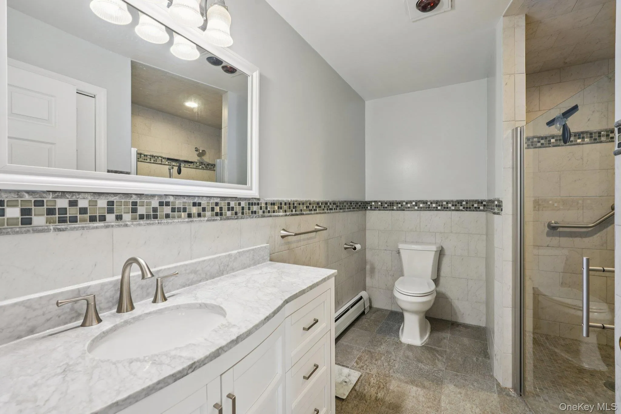 Full bath renovated in 2020 Full bath renovated in 2020