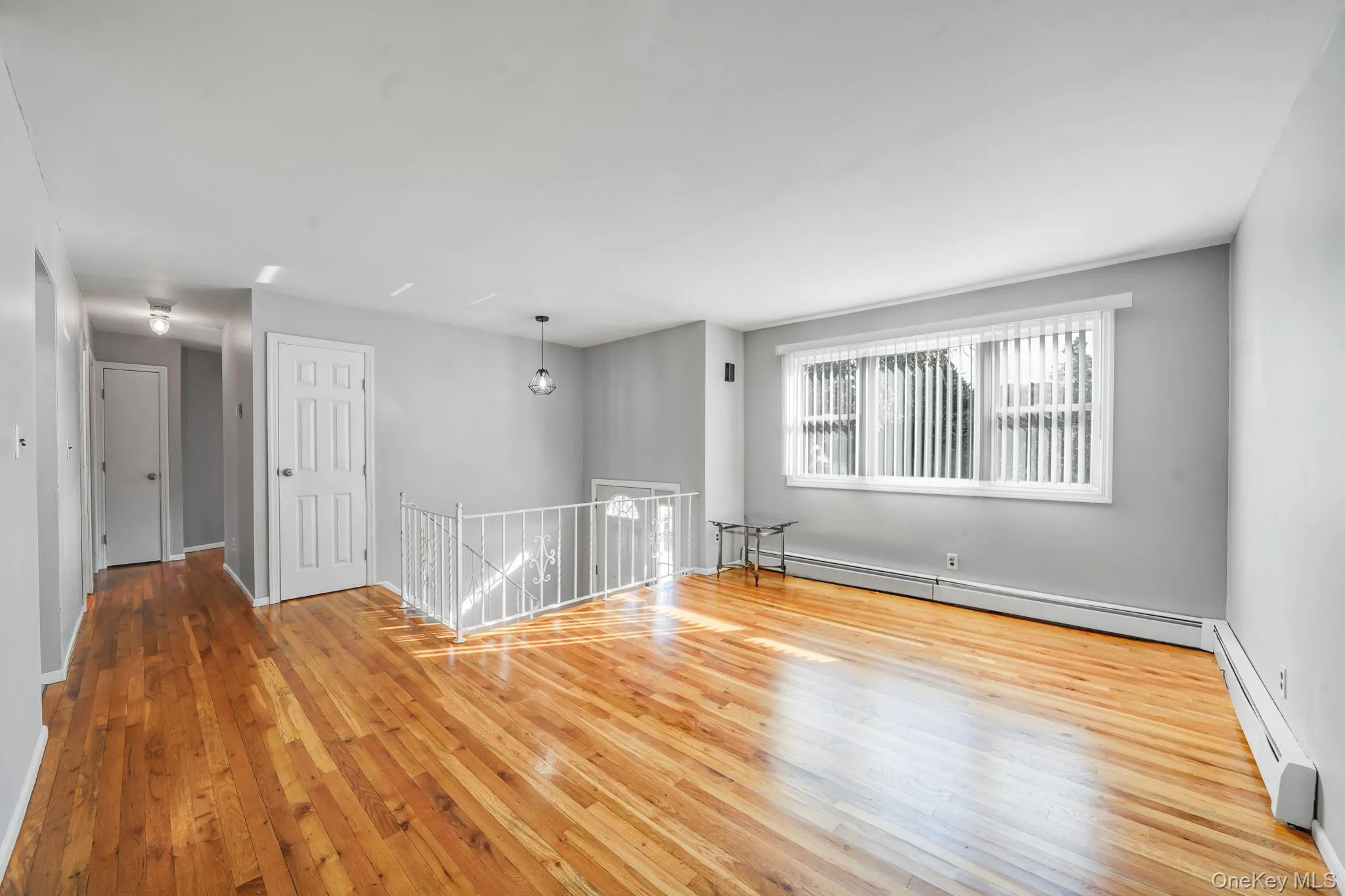 Formal LR with HW Floors Formal LR with HW Floors