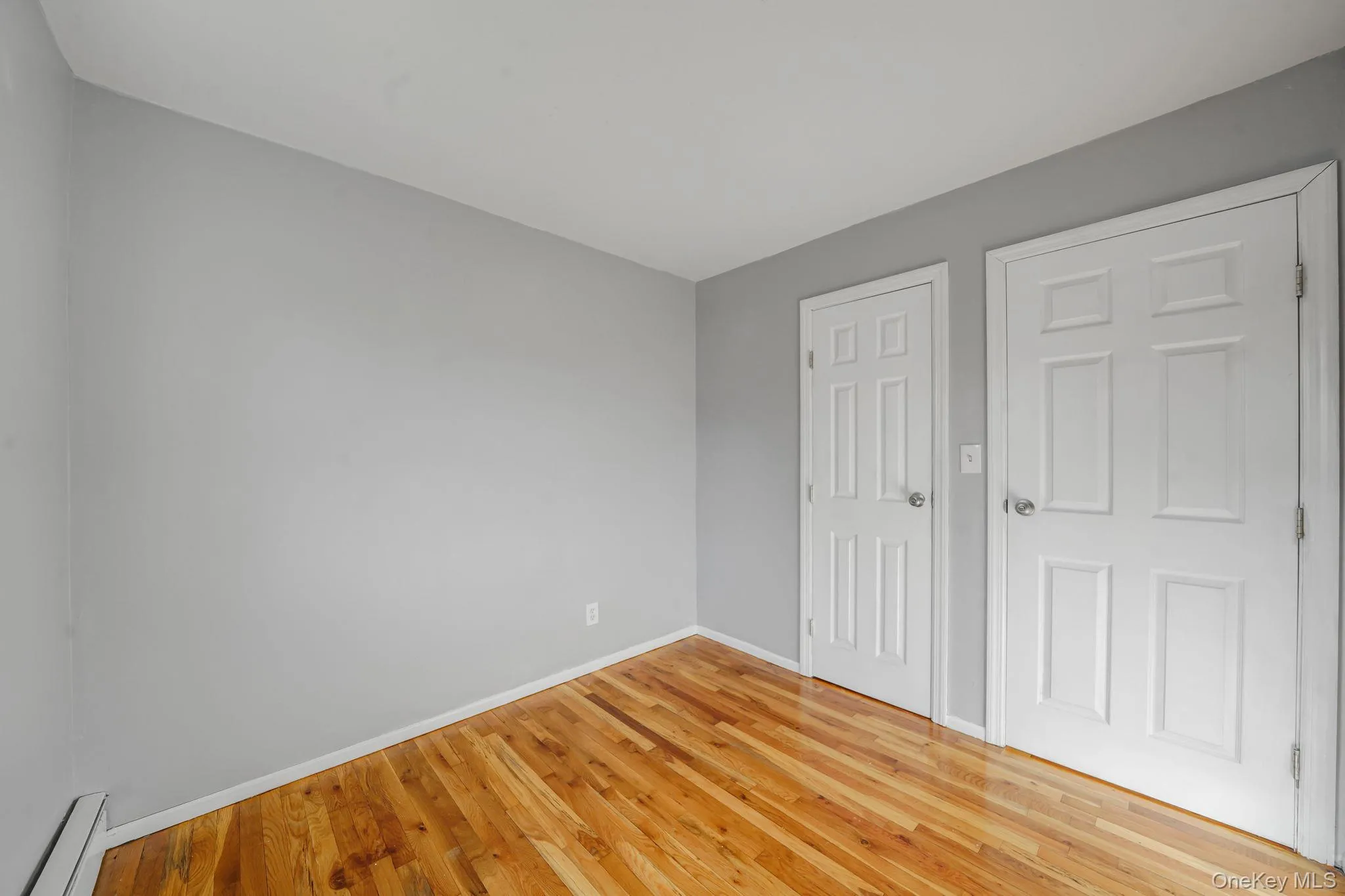 BR 1 with HW Floors BR 1 with HW Floors