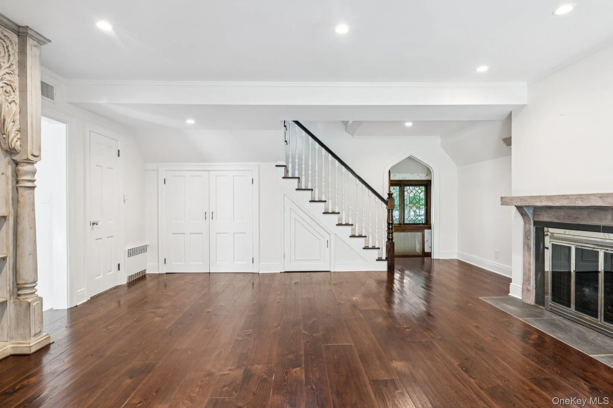 18 Heights Road, North Hempstead, NY, 5 Bedrooms Bedrooms, 16 Rooms Rooms,4 BathroomsBathrooms,Residential Lease,For Rent,Heights,0,921792 18 Heights Road, North Hempstead, NY, 5 Bedrooms Bedrooms, 16 Rooms Rooms,4 BathroomsBathrooms,Residential Lease,For Rent,Heights,0,921792