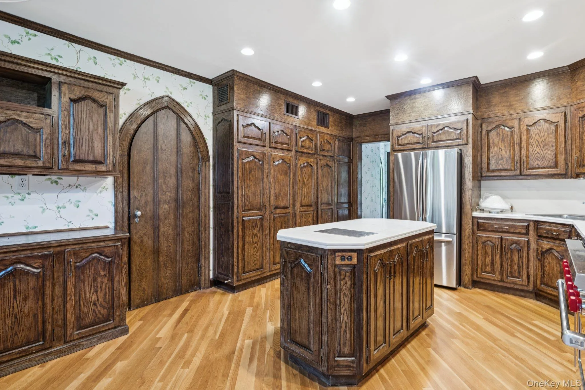 18 Heights Road, North Hempstead, NY, 5 Bedrooms Bedrooms, 16 Rooms Rooms,4 BathroomsBathrooms,Residential Lease,For Rent,Heights,0,921792 18 Heights Road, North Hempstead, NY, 5 Bedrooms Bedrooms, 16 Rooms Rooms,4 BathroomsBathrooms,Residential Lease,For Rent,Heights,0,921792