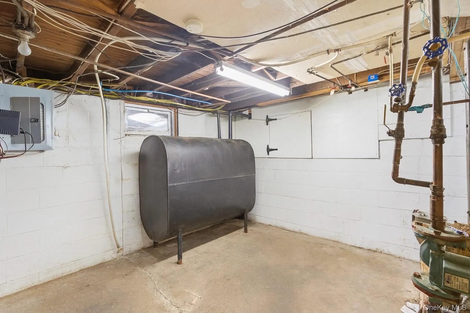 36 Ralph Avenue, Islip, NY, 5 Bedrooms Bedrooms, 8 Rooms Rooms,2 BathroomsBathrooms,Residential,For Rent,Ralph,0,921867 36 Ralph Avenue, Islip, NY, 5 Bedrooms Bedrooms, 8 Rooms Rooms,2 BathroomsBathrooms,Residential,For Rent,Ralph,0,921867