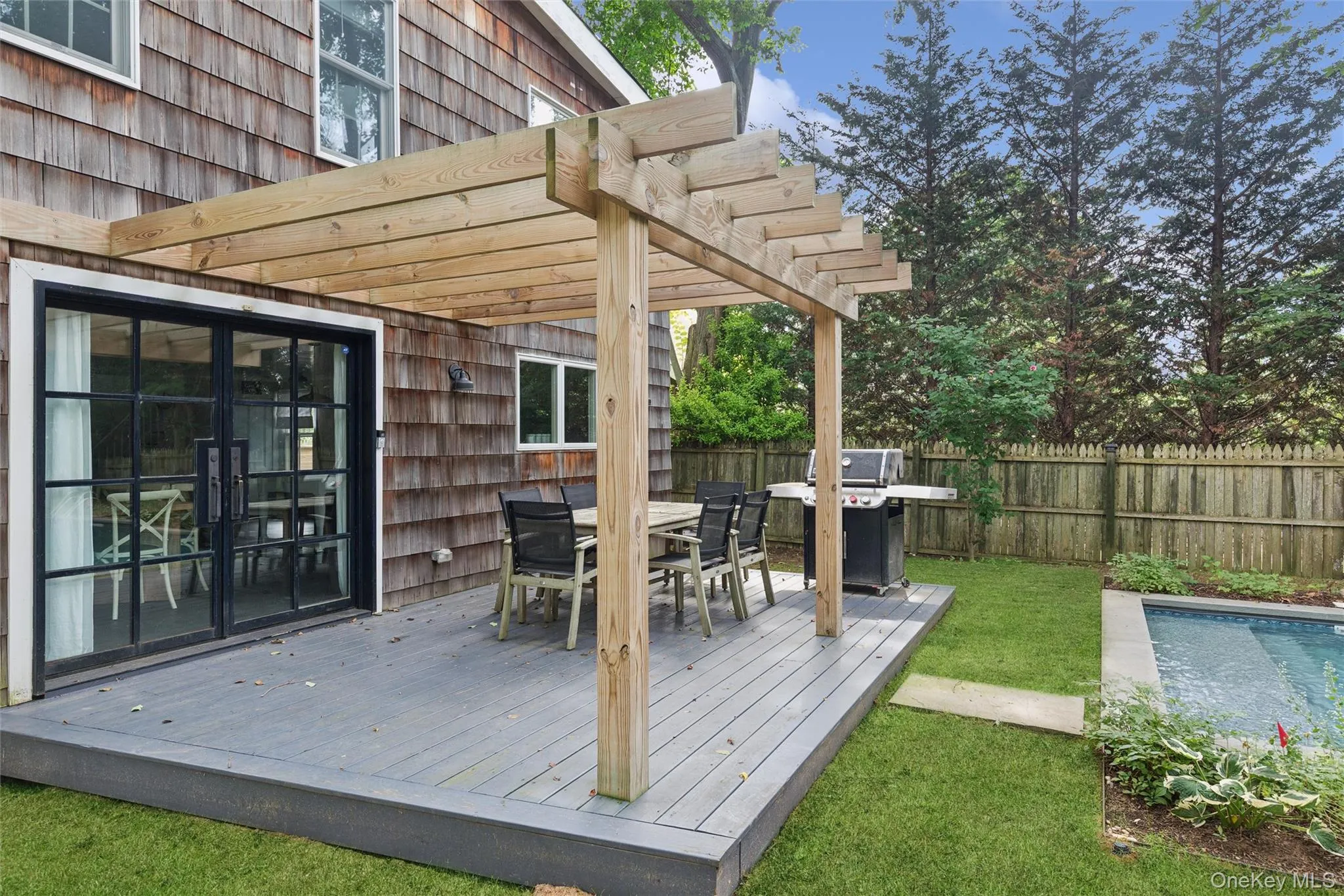 212 LUMBER LN, Southampton, NY, 3 Bedrooms Bedrooms, 5 Rooms Rooms,3 BathroomsBathrooms,Residential Lease,For Rent,LUMBER LN,0,921929 212 LUMBER LN, Southampton, NY, 3 Bedrooms Bedrooms, 5 Rooms Rooms,3 BathroomsBathrooms,Residential Lease,For Rent,LUMBER LN,0,921929