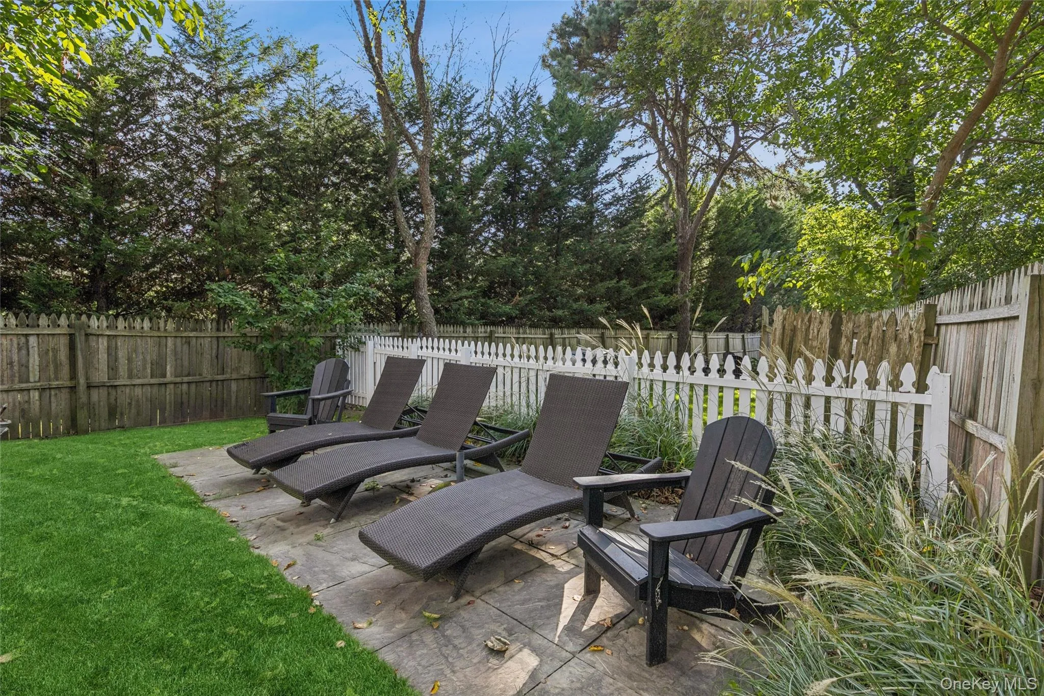 212 LUMBER LN, Southampton, NY, 3 Bedrooms Bedrooms, 5 Rooms Rooms,3 BathroomsBathrooms,Residential Lease,For Rent,LUMBER LN,0,921929 212 LUMBER LN, Southampton, NY, 3 Bedrooms Bedrooms, 5 Rooms Rooms,3 BathroomsBathrooms,Residential Lease,For Rent,LUMBER LN,0,921929