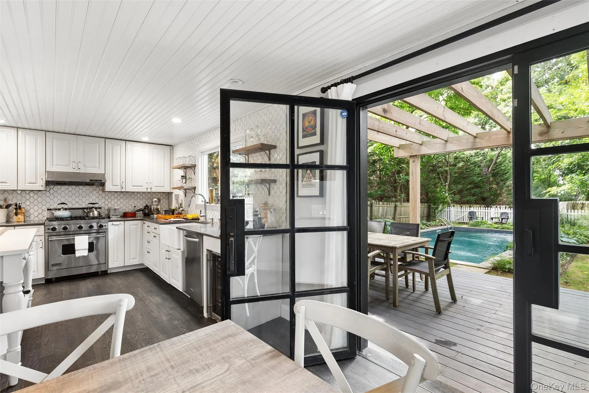 212 LUMBER LN, Southampton, NY, 3 Bedrooms Bedrooms, 5 Rooms Rooms,3 BathroomsBathrooms,Residential Lease,For Rent,LUMBER LN,0,921929 212 LUMBER LN, Southampton, NY, 3 Bedrooms Bedrooms, 5 Rooms Rooms,3 BathroomsBathrooms,Residential Lease,For Rent,LUMBER LN,0,921929