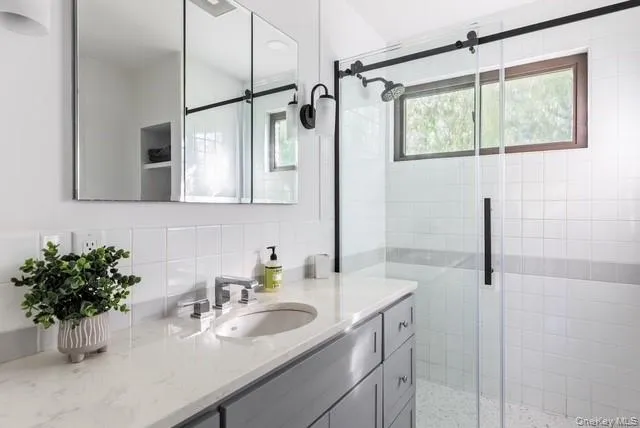 294 Wilmot Road, Islip, NY, 5 Bedrooms Bedrooms, 9 Rooms Rooms,2 BathroomsBathrooms,Residential Lease,Idx,Wilmot,0,921950 294 Wilmot Road, Islip, NY, 5 Bedrooms Bedrooms, 9 Rooms Rooms,2 BathroomsBathrooms,Residential Lease,Idx,Wilmot,0,921950