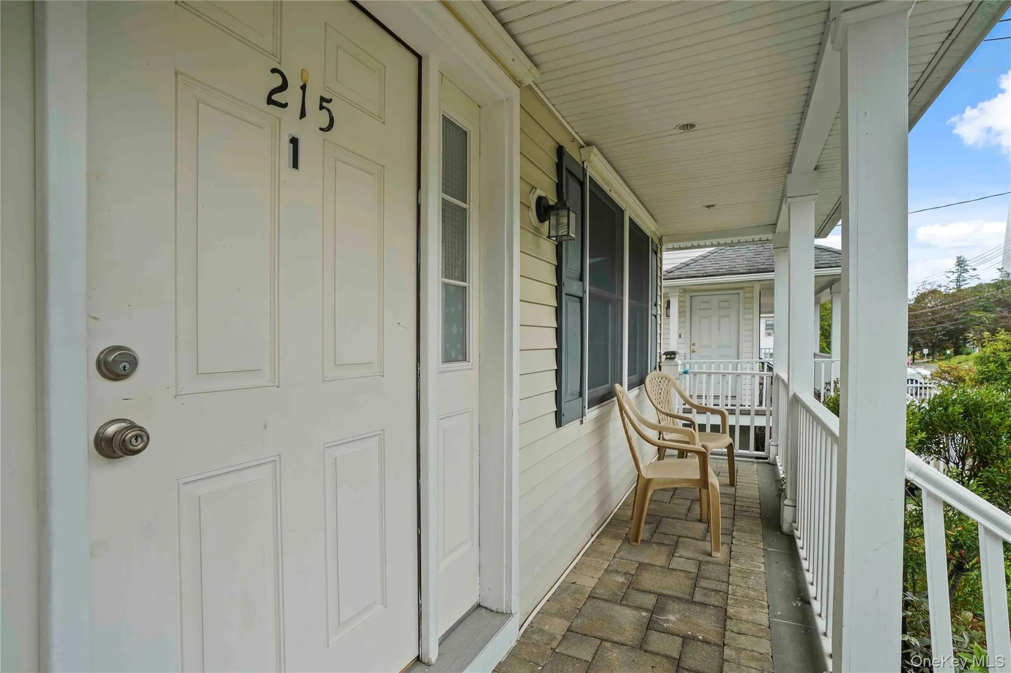 Front entry porch. Front entry porch.