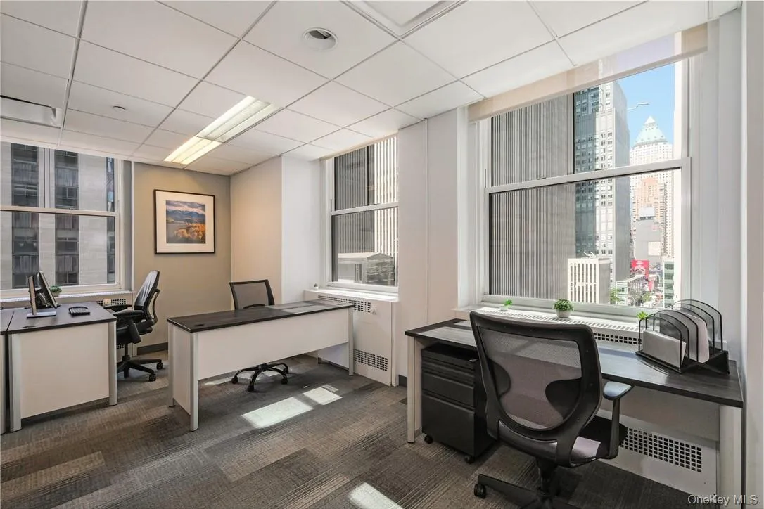 Exterior Office - 1270 Avenue of Americas Exterior Office - 1270 Avenue of Americas