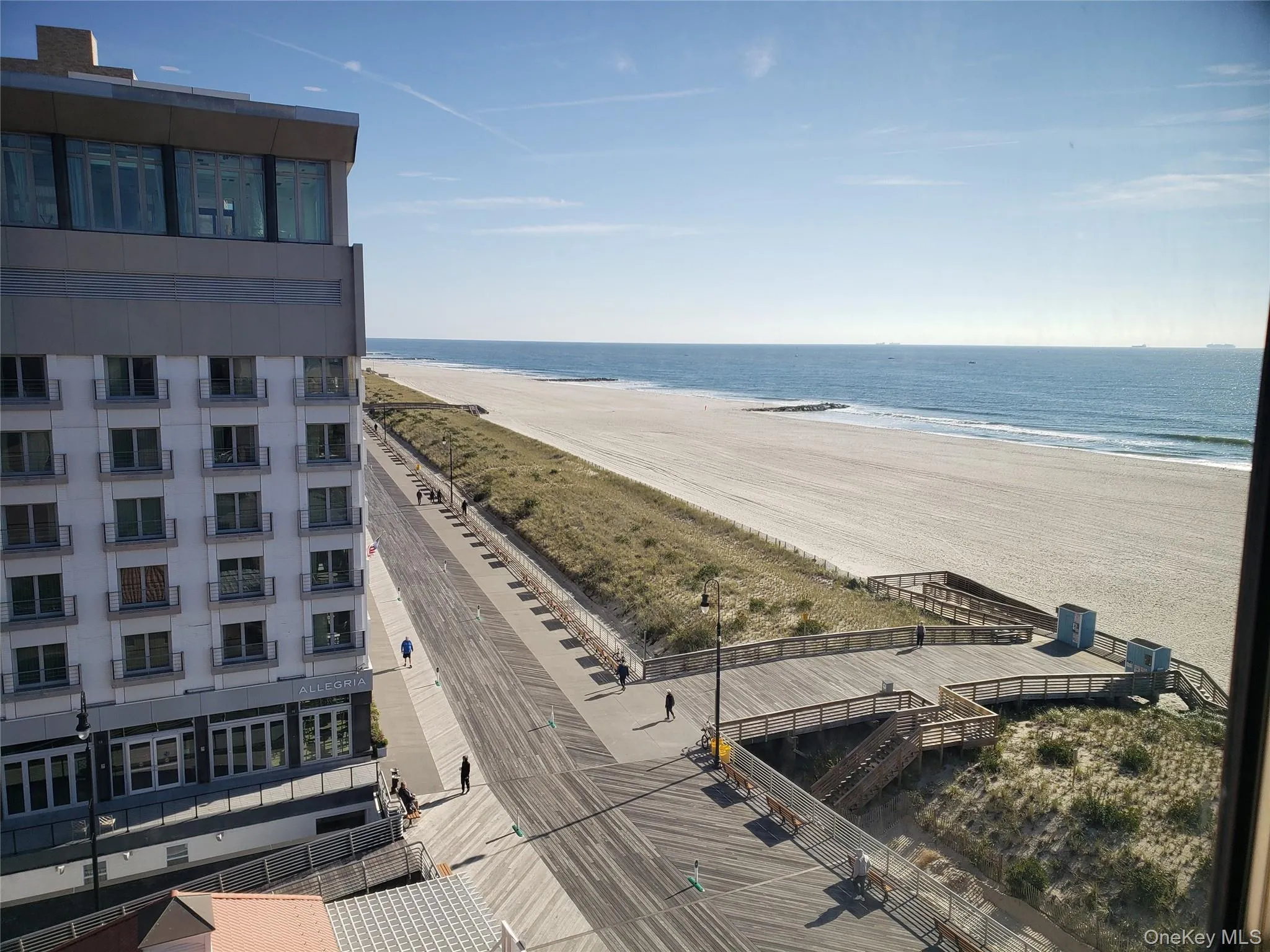 Boardwalk and Ocean views! Boardwalk and Ocean views!