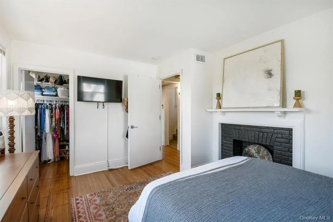 1 Bayview Avenue, New Rochelle, NY, 3 Bedrooms Bedrooms, 8 Rooms Rooms,2 BathroomsBathrooms,Residential Lease,Idx,Bayview,0,922402 1 Bayview Avenue, New Rochelle, NY, 3 Bedrooms Bedrooms, 8 Rooms Rooms,2 BathroomsBathrooms,Residential Lease,Idx,Bayview,0,922402