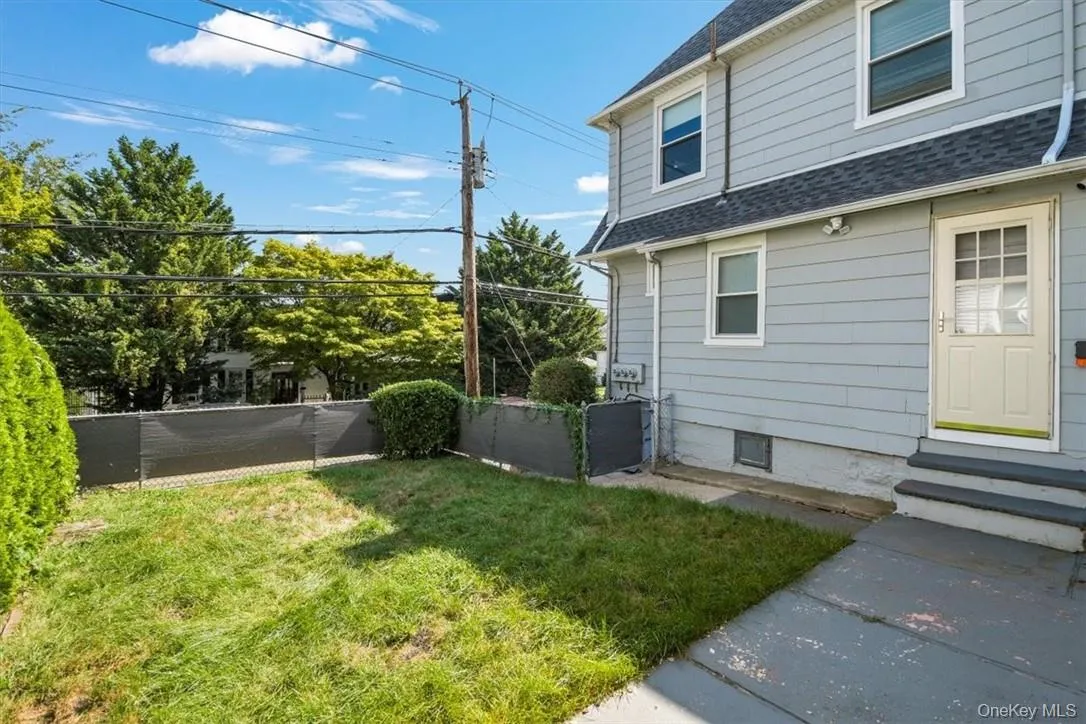 1 Bayview Avenue, New Rochelle, NY, 3 Bedrooms Bedrooms, 8 Rooms Rooms,2 BathroomsBathrooms,Residential Lease,Idx,Bayview,0,922402 1 Bayview Avenue, New Rochelle, NY, 3 Bedrooms Bedrooms, 8 Rooms Rooms,2 BathroomsBathrooms,Residential Lease,Idx,Bayview,0,922402