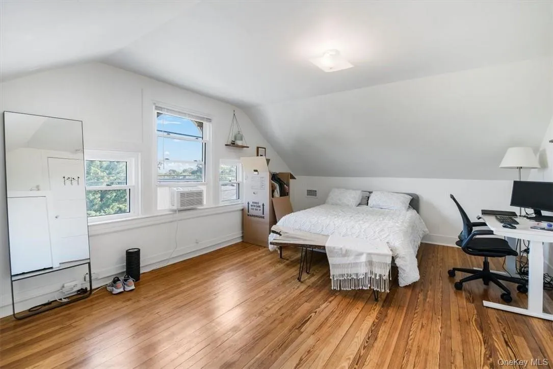 1 Bayview Avenue, New Rochelle, NY, 3 Bedrooms Bedrooms, 8 Rooms Rooms,2 BathroomsBathrooms,Residential Lease,Idx,Bayview,0,922402 1 Bayview Avenue, New Rochelle, NY, 3 Bedrooms Bedrooms, 8 Rooms Rooms,2 BathroomsBathrooms,Residential Lease,Idx,Bayview,0,922402