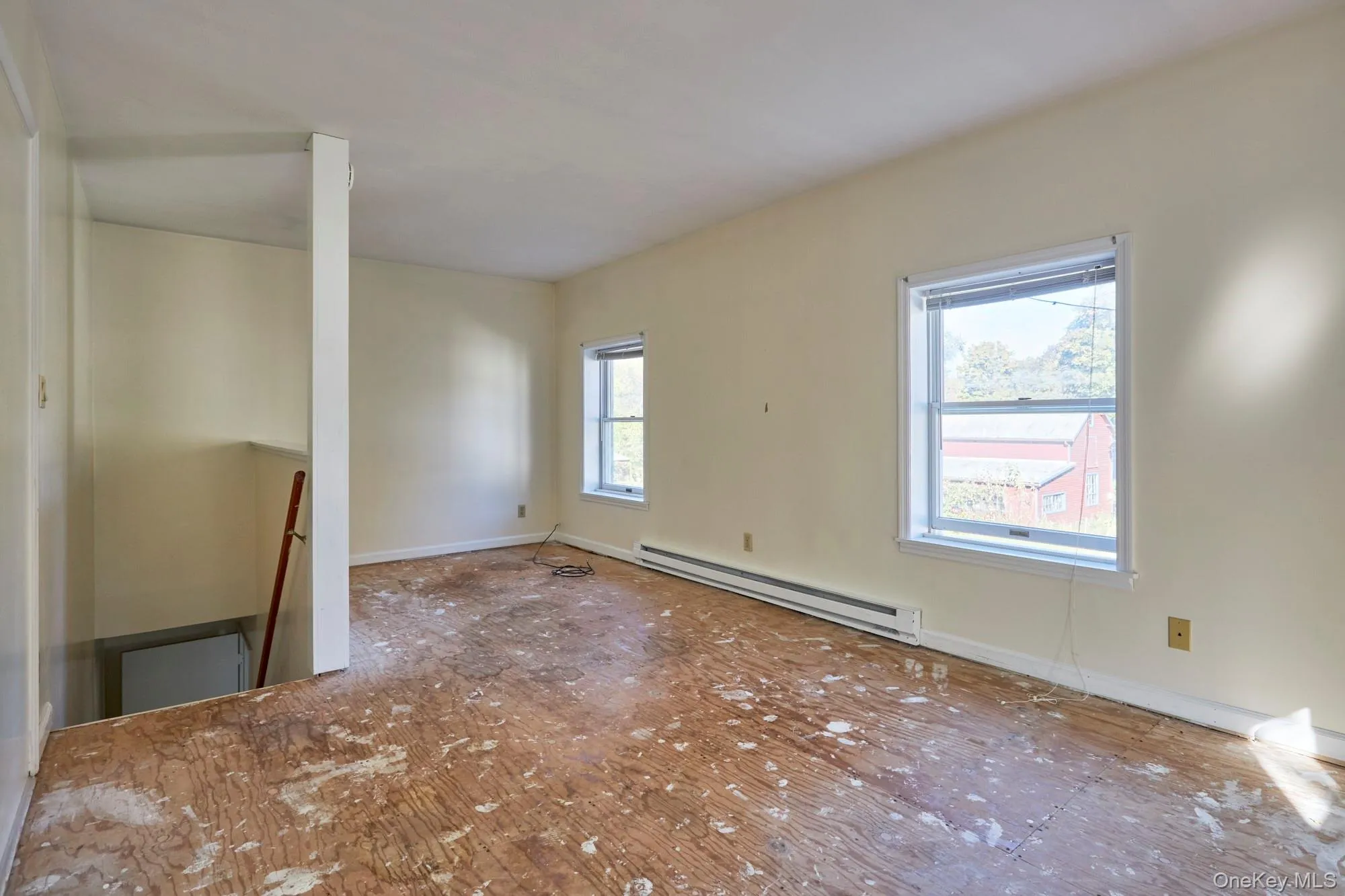 Carriage House - Back Apartment Carriage House - Back Apartment
