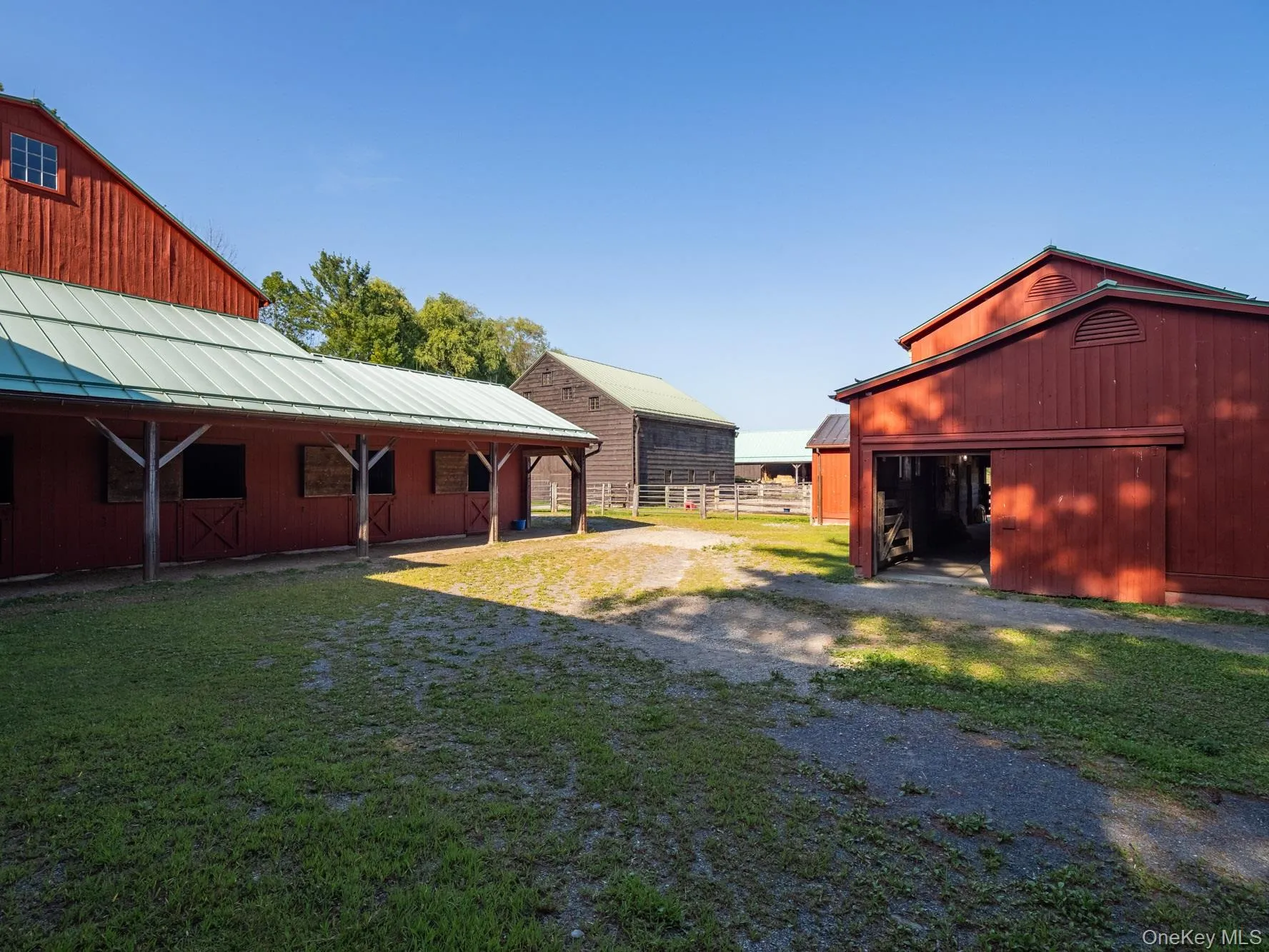 Barn Complex Barn Complex