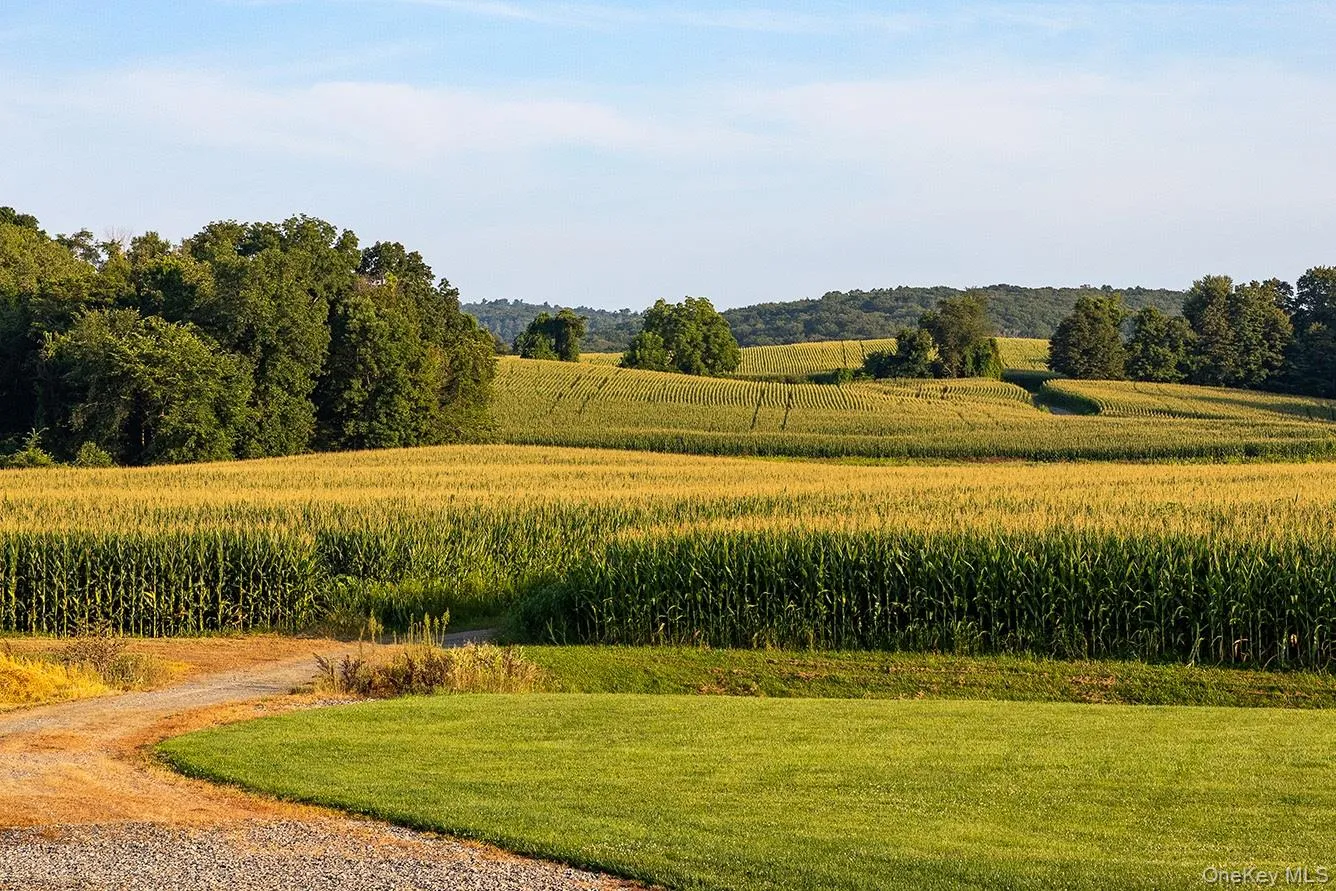 Farm Fields at Crest Lane Farm Fields at Crest Lane