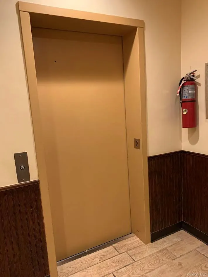 2nd Floor elevator 2nd Floor elevator