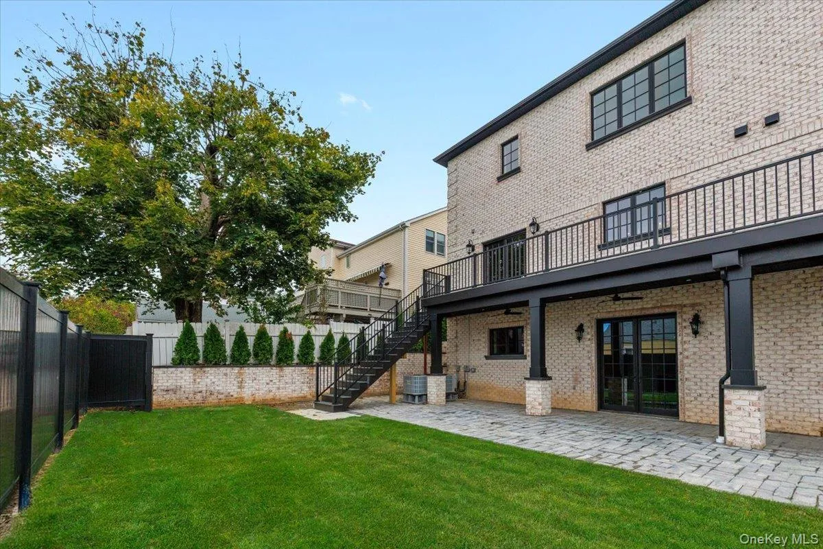 93 Park Avenue, Harrison, NY, 4 Bedrooms Bedrooms, 10 Rooms Rooms,3 BathroomsBathrooms,Residential Lease,Idx,Park,0,922496 93 Park Avenue, Harrison, NY, 4 Bedrooms Bedrooms, 10 Rooms Rooms,3 BathroomsBathrooms,Residential Lease,Idx,Park,0,922496