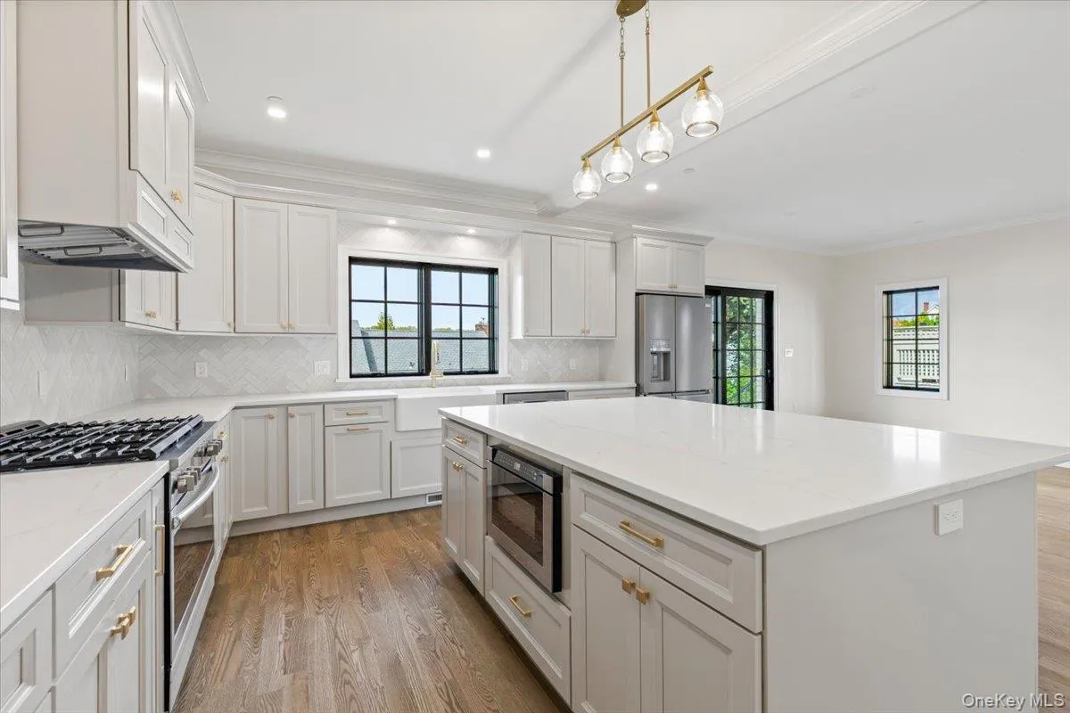 93 Park Avenue, Harrison, NY, 4 Bedrooms Bedrooms, 10 Rooms Rooms,3 BathroomsBathrooms,Residential Lease,Idx,Park,0,922496 93 Park Avenue, Harrison, NY, 4 Bedrooms Bedrooms, 10 Rooms Rooms,3 BathroomsBathrooms,Residential Lease,Idx,Park,0,922496