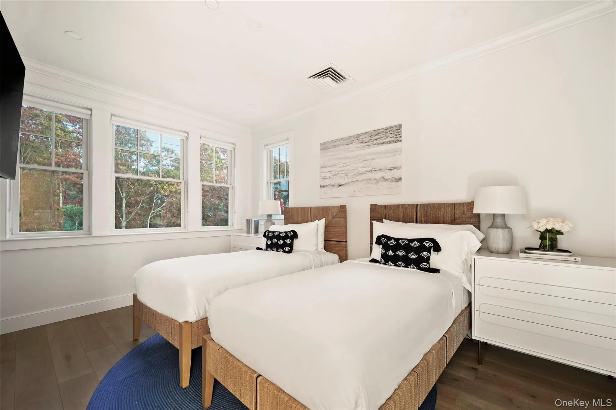 3 Old Boathouse Lane, Southampton, NY, 3 Bedrooms Bedrooms, 9 Rooms Rooms,3 BathroomsBathrooms,Residential,For Rent,Old Boathouse,0,922506 3 Old Boathouse Lane, Southampton, NY, 3 Bedrooms Bedrooms, 9 Rooms Rooms,3 BathroomsBathrooms,Residential,For Rent,Old Boathouse,0,922506
