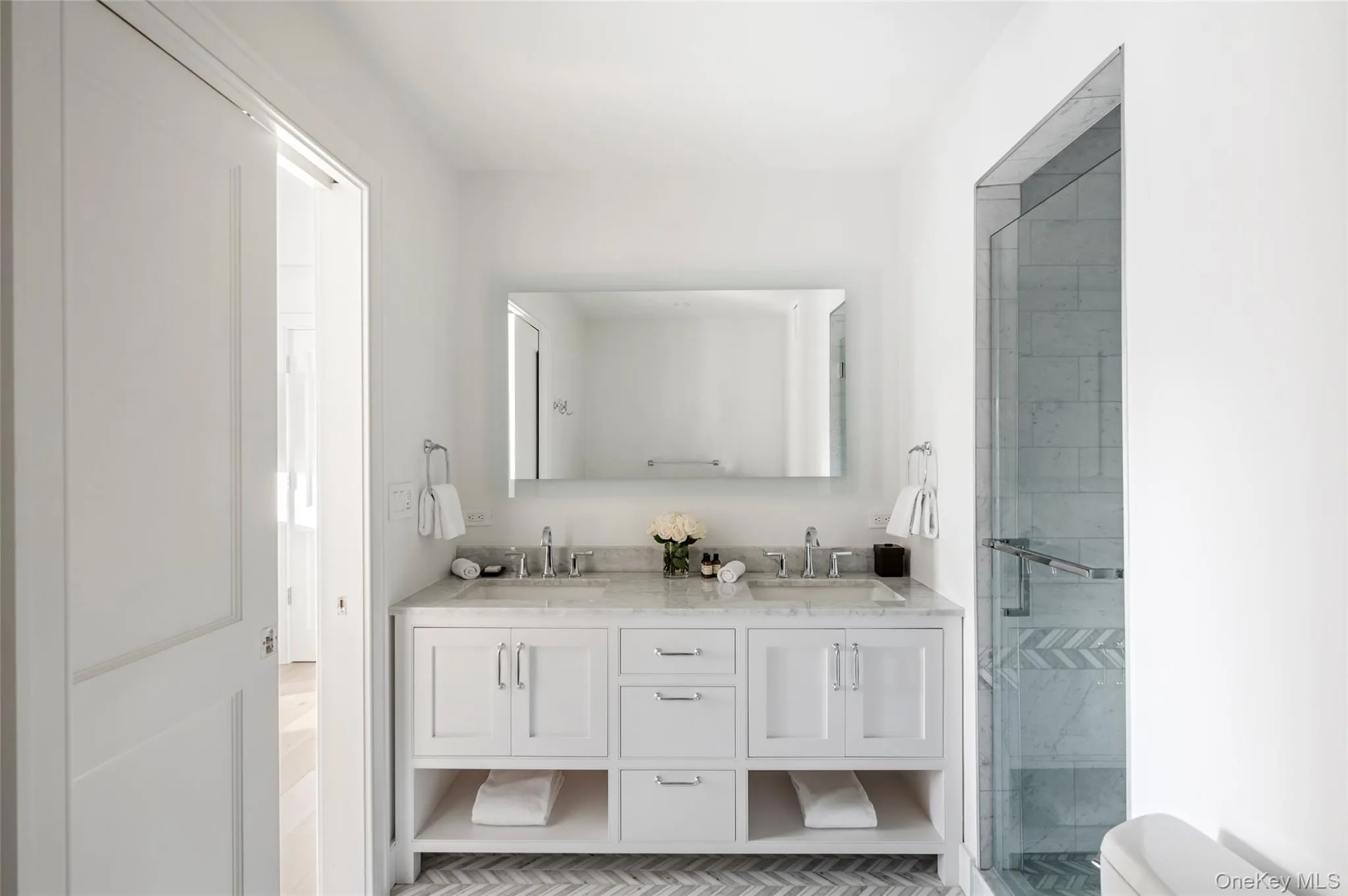 3 Old Boathouse Lane, Southampton, NY, 3 Bedrooms Bedrooms, 9 Rooms Rooms,3 BathroomsBathrooms,Residential,For Rent,Old Boathouse,0,922506 3 Old Boathouse Lane, Southampton, NY, 3 Bedrooms Bedrooms, 9 Rooms Rooms,3 BathroomsBathrooms,Residential,For Rent,Old Boathouse,0,922506