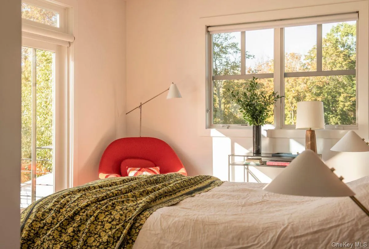 Bedroom featuring access to outside Bedroom featuring access to outside