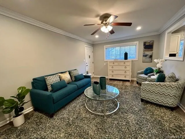 3-2A Presidents Drive, Brookhaven, NY, 2 Bedrooms Bedrooms, 5 Rooms Rooms,1 BathroomBathrooms,Residential Lease,Idx,Presidents,0,922713 3-2A Presidents Drive, Brookhaven, NY, 2 Bedrooms Bedrooms, 5 Rooms Rooms,1 BathroomBathrooms,Residential Lease,Idx,Presidents,0,922713