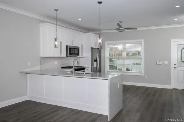 63 Sunlight Walk, Islip, NY, 2 Bedrooms Bedrooms, 5 Rooms Rooms,2 BathroomsBathrooms,Residential Lease,Idx,Sunlight,0,922717 63 Sunlight Walk, Islip, NY, 2 Bedrooms Bedrooms, 5 Rooms Rooms,2 BathroomsBathrooms,Residential Lease,Idx,Sunlight,0,922717