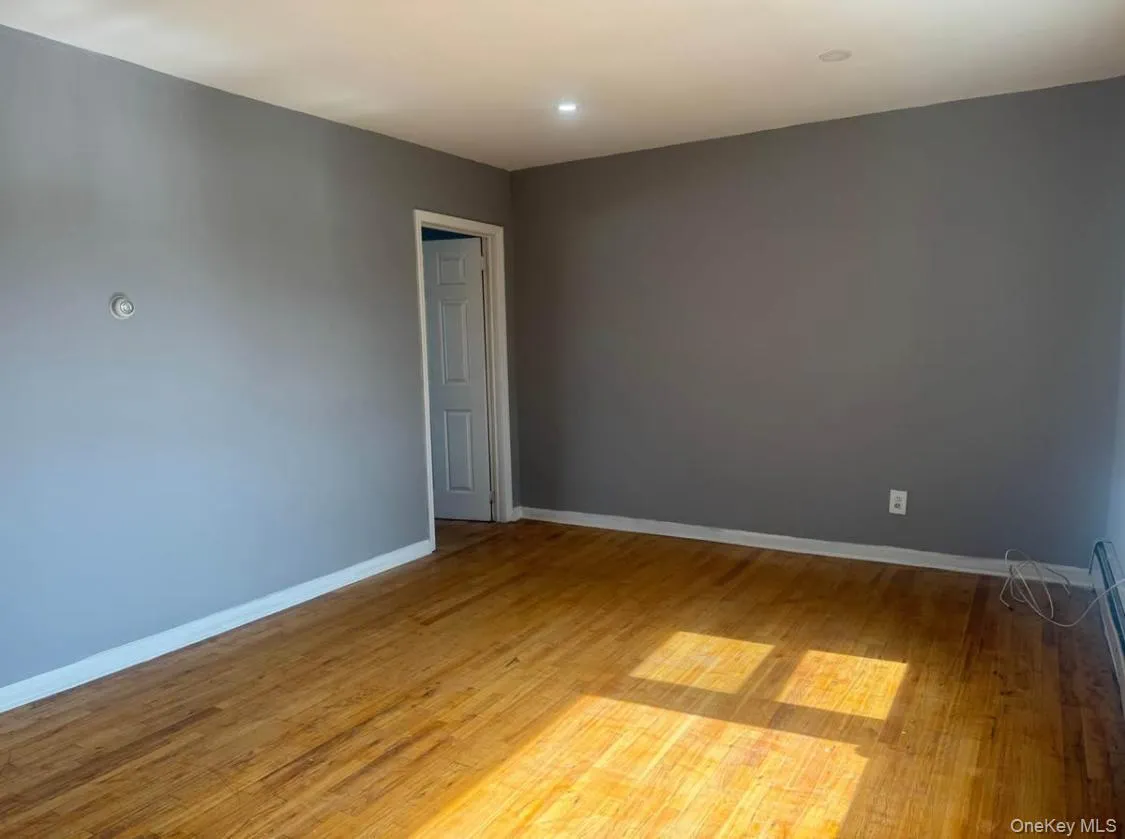 11015 Rockaway Boulevard, New York, NY, 3 Bedrooms Bedrooms, 6 Rooms Rooms,1 BathroomBathrooms,Residential Lease,Idx,Rockaway,0,922750 11015 Rockaway Boulevard, New York, NY, 3 Bedrooms Bedrooms, 6 Rooms Rooms,1 BathroomBathrooms,Residential Lease,Idx,Rockaway,0,922750