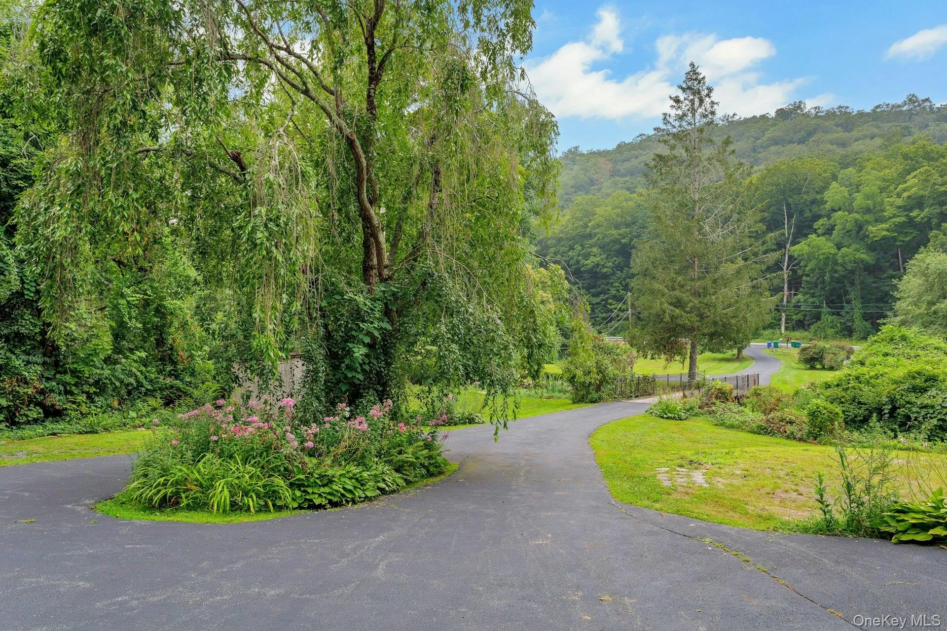 934 Peekskill Hollow Road, Carmel, NY, 4 Bedrooms Bedrooms, 9 Rooms Rooms,3 BathroomsBathrooms,Residential Lease,Idx,Peekskill Hollow,0,923060 934 Peekskill Hollow Road, Carmel, NY, 4 Bedrooms Bedrooms, 9 Rooms Rooms,3 BathroomsBathrooms,Residential Lease,Idx,Peekskill Hollow,0,923060