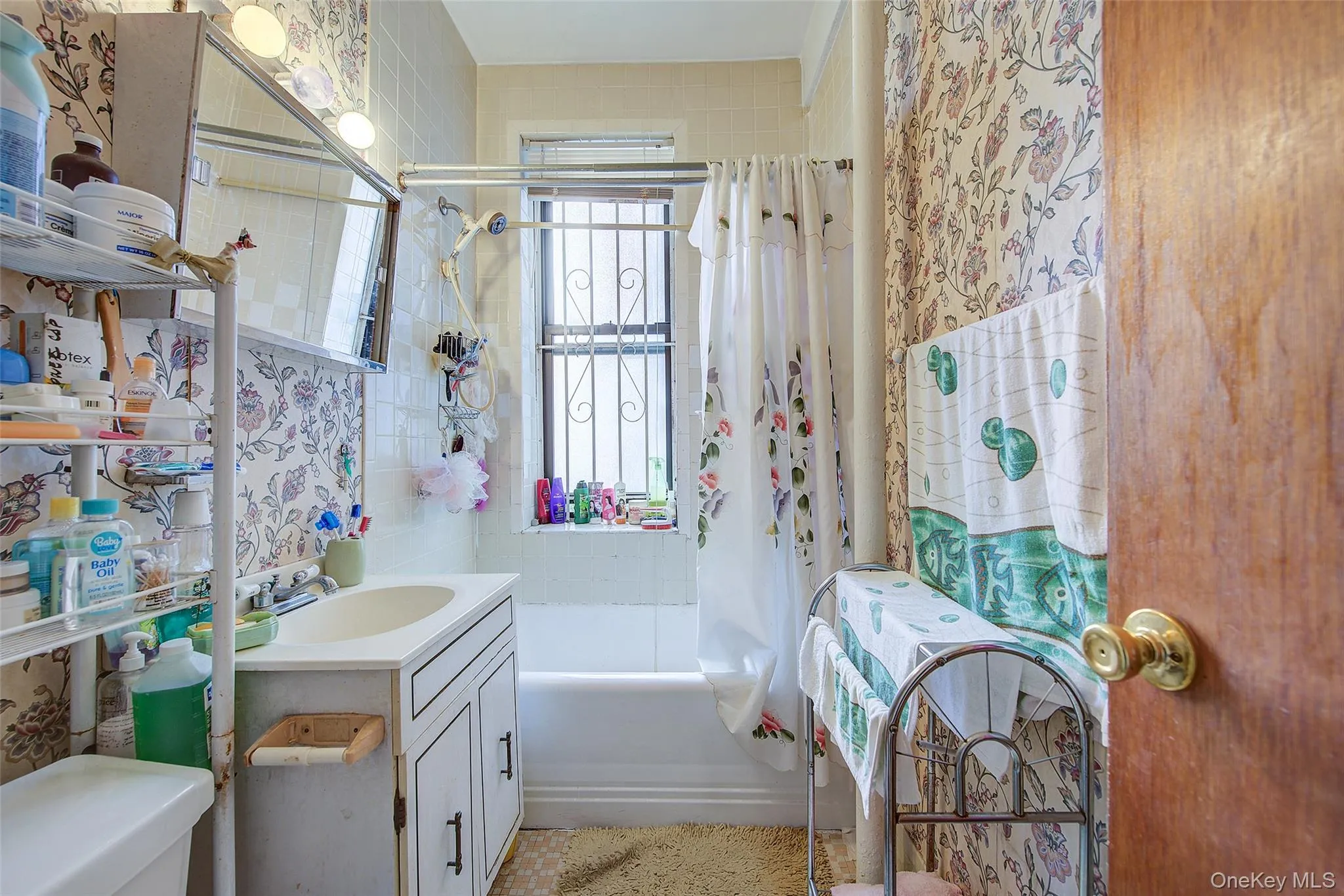 41-41 41 Street, New York, NY, 1 Bedroom Bedrooms, 3 Rooms Rooms,1 BathroomBathrooms,Residential,For Rent,41,0,923079 41-41 41 Street, New York, NY, 1 Bedroom Bedrooms, 3 Rooms Rooms,1 BathroomBathrooms,Residential,For Rent,41,0,923079